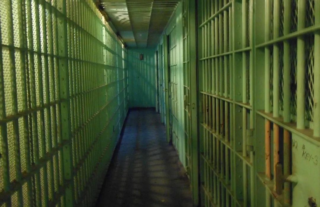 牢房、监狱、警察免费图片